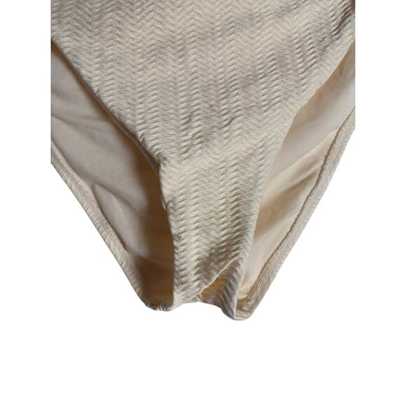 Sanctuary Cream Ribbed Two Piece Underwire Bikini Set Size Large - Picture 12 of 14
